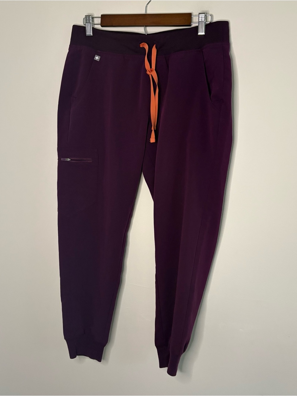 FIGS Technical Collection Maroon Scrub Jogger Pants Womens Small PO 4236